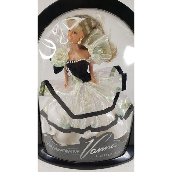 Vanna White Commemorative Limited Edition Doll SHIMMER DRESS  #BLHSN96/005 - Picture 2 of 16